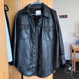 Aritzia ganna vegan leather shirt jacket